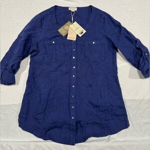 Women’s Button Down Dress Shirt-NWT